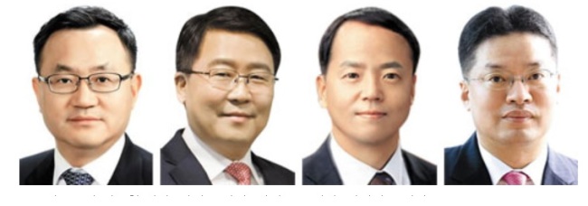 (왼쪽부터)명노현 사장, 김연수 사장, 천성복 부사장, 김원일 부사장