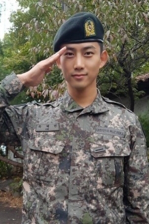 옥택연 역시 군 조교로 복무 중이다. [사진=JYP엔터테인먼트]