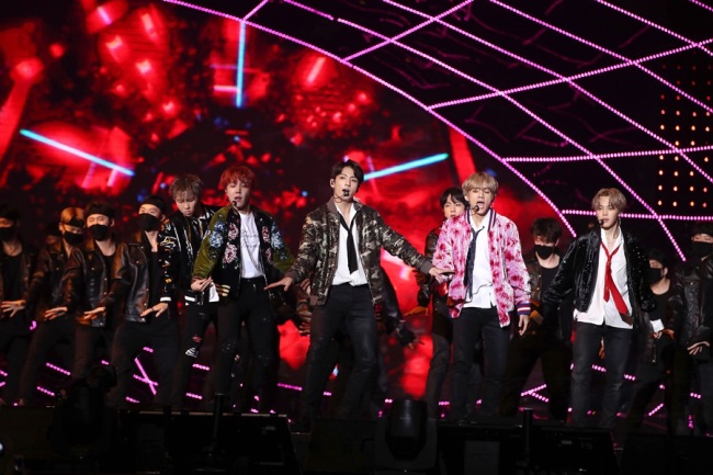 BTS performs at the Mnet Asian Music Awards at the Hong Kong Asia World Expo Arena on Friday. (Yonhap)
