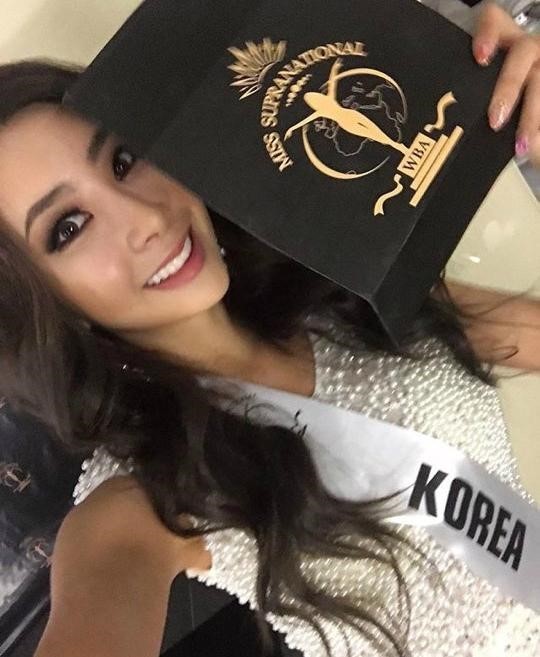 (Instagram)