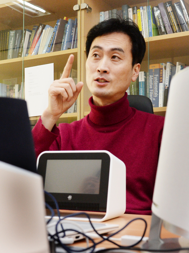 Professor Chang Joon-hyuk (Park Hyun-koo/The Korea Herald)