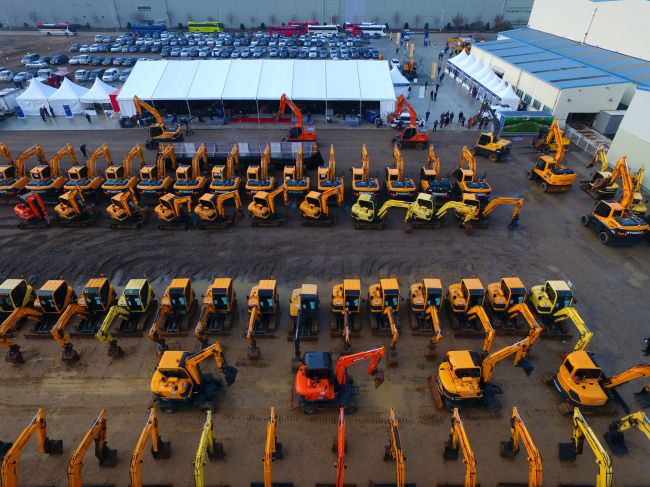 (Hyundai Construction Equipment)