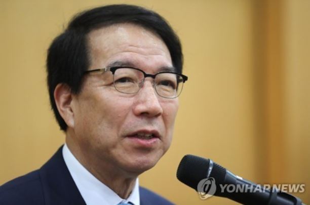 Former Prime Minister Chung Un-chan (Yonhap)