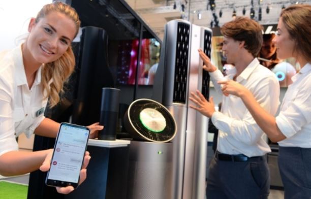 LG promotes AI solutions at IFA consumer electronics trade show in Berlin. (Yonhap)