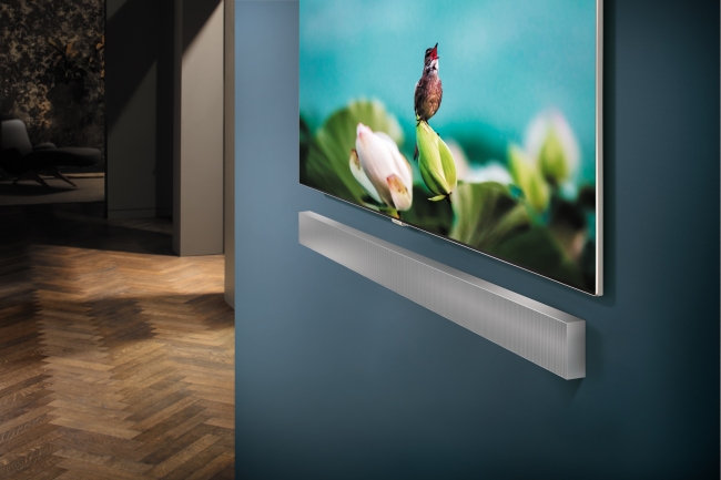 Samsung Electronics’ 53.5mm-width soundbar that works with a wall mount TV (Samsung Electronics)