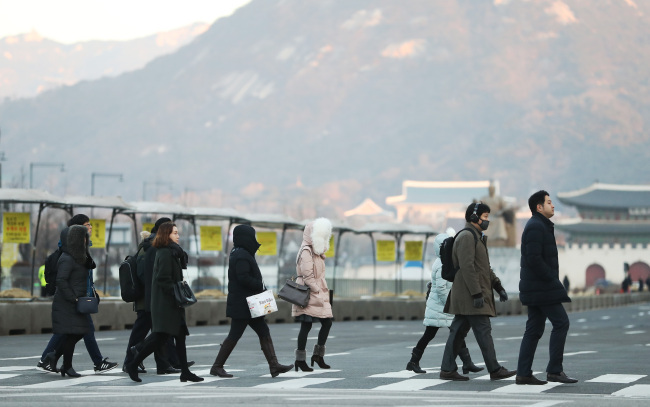 한파를 뚫고 출근하고 있는 시민들. [헤럴드경제DB]