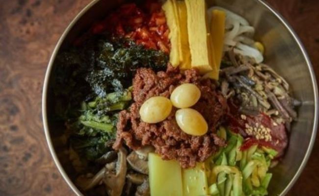 This file photo, taken on June 20, 2017, in Jeonju, 240 kilometers south of Seoul, shows the Korean food bibimbap. (Yonhap)
