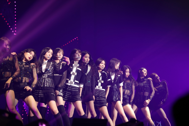 GFriend performs during its first solo concert “Season of GFriend” at the Olympic Hall at Olympic Park in Seoul. (Source Music)