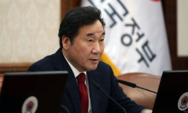 Prime Minister Lee Nak-yon speaks during a Cabinet meeting on Jan. 9. (Yonhap)