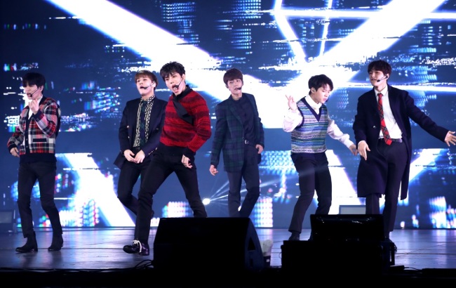 Infinite performs during its media showcase for “Top Seed” in Seoul on Monday. (Yonhap)