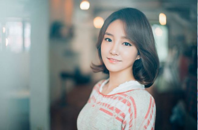 Younha (C9 Entertainment)