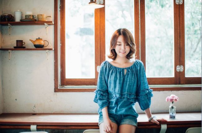 Younha (C9 Entertainment)