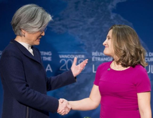 Canadian Foreign Affairs Minister Chrystia Freeland, right, and South Korea’s Foreign Minister Kang Kyung-wha meet in Vancouver, British Columbia, Monday, Jan. 15, 2018. (AP)