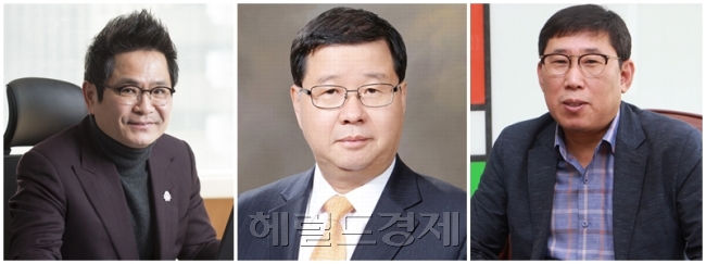 왼쪽부터 강승철 대표이사, 윤기설 학장, 홍진기 대표