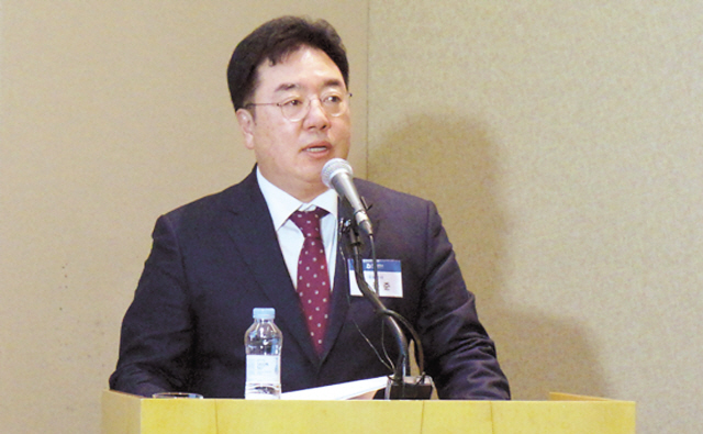 조용준 동구바이오제약 대표가 간담회에서 향후 회사의 포부를 밝히고 있다.