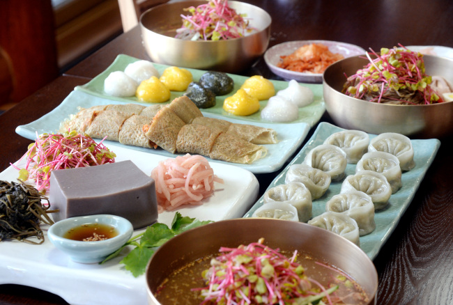 Buckwheat dishes (Park Hyun-koo/The Korea Herald)