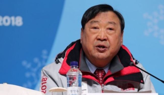 Lee Hee-beom, head of the organizing committee for the 2018 PyeongChang Winter Olympics, speaks at a press conference at the Main Press Centre in PyeongChang, Gangwon Province, on Feb. 6, 2018. (Yonhap)