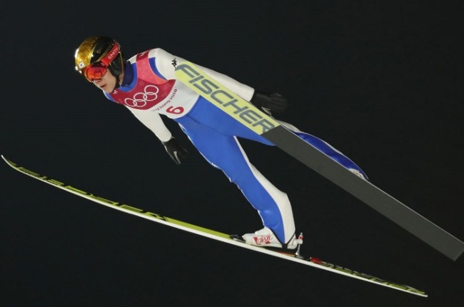 South Korea's Park Je-un competes in the ski jumping portion of the Nordic combined individual Gundersen large hill/10-kilometer event at the PyeongChang Winter Olympic Games at Alpensia Ski Jumping Centre in PyeongChang, Gangwon Province, on Feb. 20, 2018. (Yonhap)