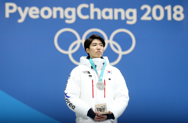 Cha Min-kyu clinched silver in men's 500-meter speedskating (Yonhap)