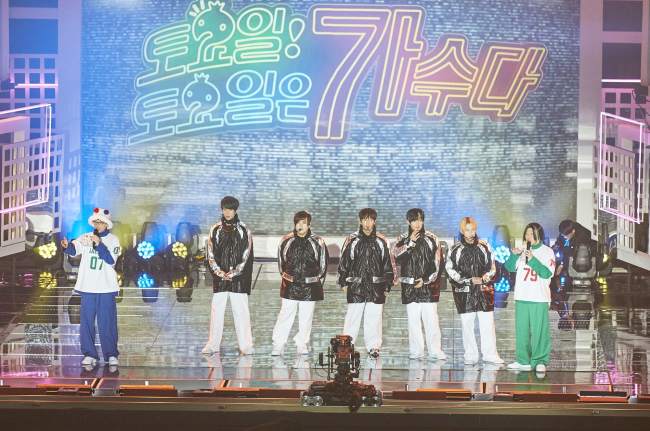 H.O.T performs at the Olympic Hall in Seoul (MBC)