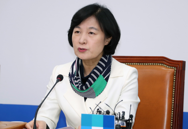 더불어민주당 추미애 대표가 28일 국회에서 열린 최고위원회의에서 발언하고 있다. (사진=연합뉴스)
더불어민주당 추미애 대표가 28일 국회에서 열린 최고위원회의에서 발언하고 있다. (사진=연합뉴스)
