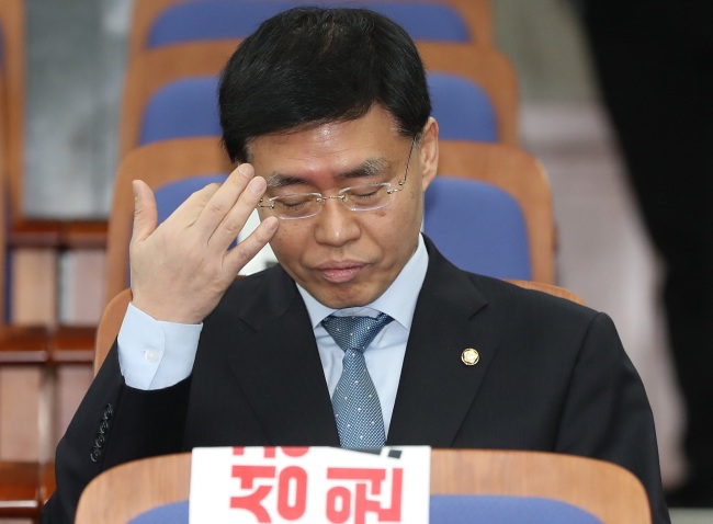 Rep. Choi Gyo-il (above) of Liberty Korea party has been accused of bloking an internal probe into a sexual harassment case involving a female prosecutor and her superior when he was a prosecutor back in 2010.