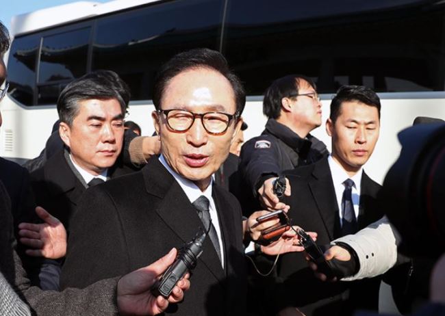 Former President Lee Myung-bak (Yonhap)