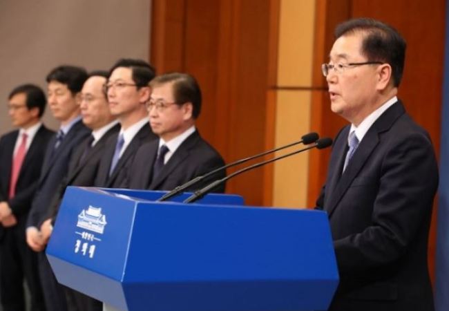 National Security Office chief Chung Eui-yong announces the results of the special envoys` trip to North Korea on Tuesday. Yonhap