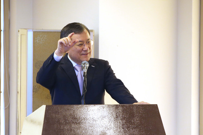 KAIST President Shin Sung-chul speaks during a press conference in Seoul on Monday. (KAIST)