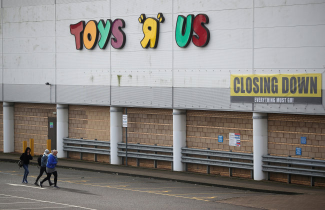 Toys R Us preparing to close all US stores (Reuters)
