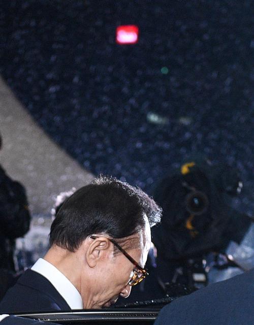 ‘雨울한’ MB