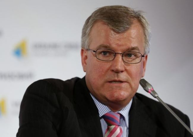 British Amb. Simon Smith (Foreign and Commonwealth Office)