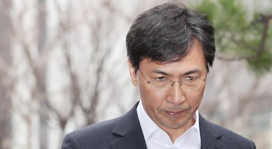 Former South Chungcheong Gov. An Hee-jung (Yonhap)