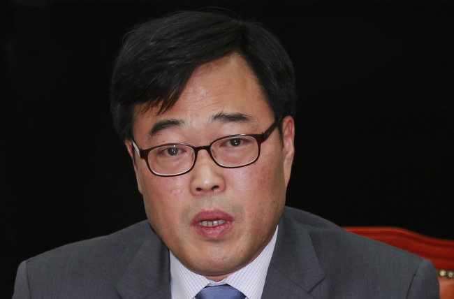 This file photo shows FSS chief nominee Kim Ki-sik. (Yonhap)