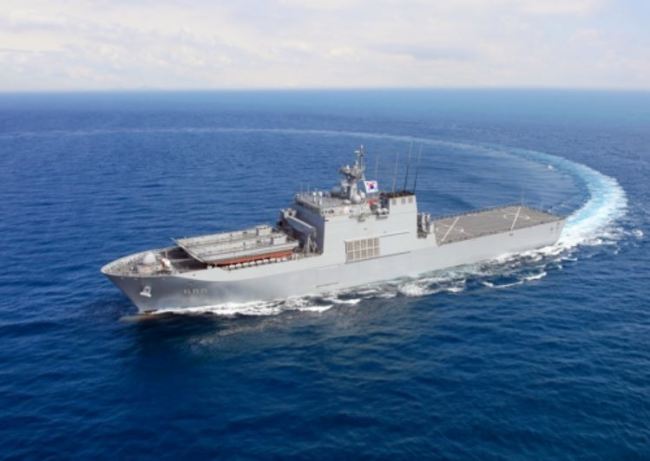 Korean Navy's new 4,500-ton landing ship, the Ilchulbong, in a photo provided by the nation's arms agency (Yonhap)