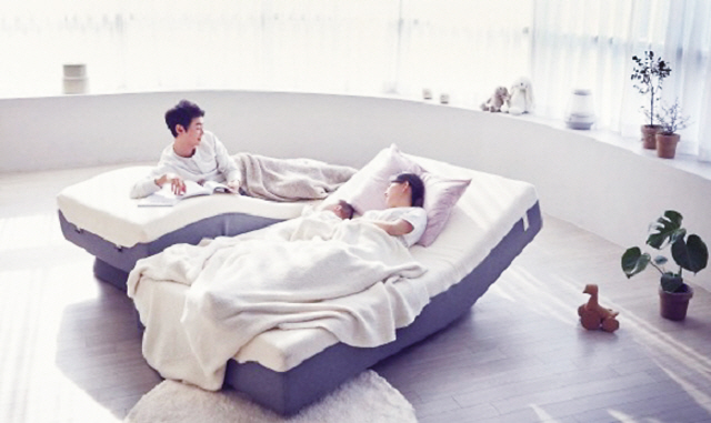 사용자 환경에 맞춰 자유자재 조절되는 침대.