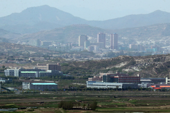 This photo taken May 4, 2018, from the Dora Observatory in Paju, north of Seoul, shows the two Koreas' now-shuttered joint industrial park in the North Korean city of Kaesong. (Yonhap)