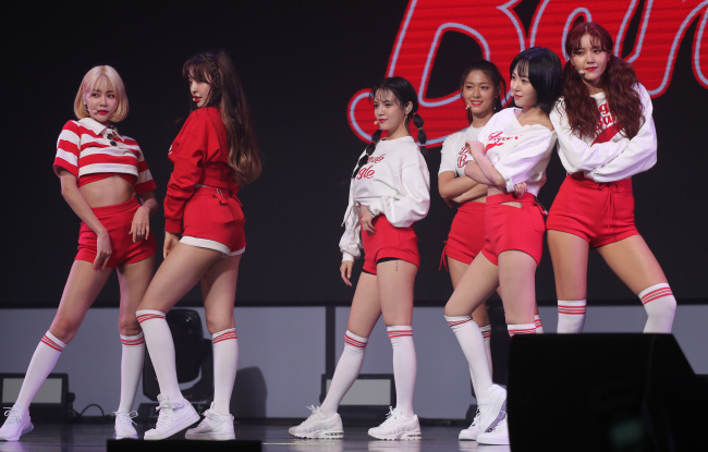 AOA poses during a press showcase for its new EP “Bingle Bangle” in Seoul on Monday. (Yonhap)