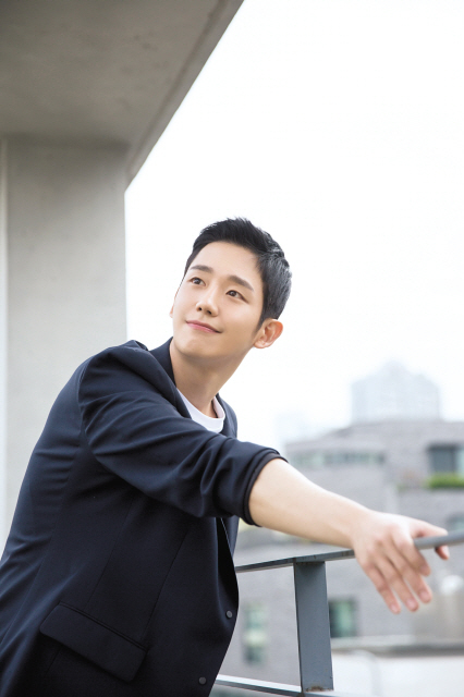 JTBC 금토드라마 ‘밥 잘 사주는 예쁜 누나’의 한장면.