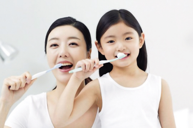 매년 6월 9일은 ‘구강보건의 날’이다. 충치, 풍치 등 구강 질환을 위해 가장 기본이 되는 것은 바로 ‘올바른 칫솔질’이다.   [제공=분당서울대병원]