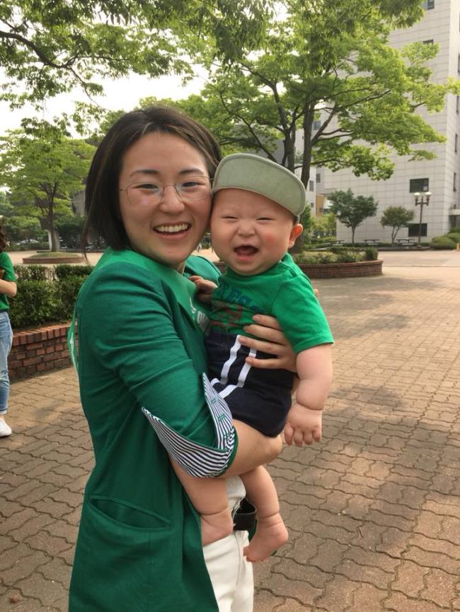 지난 5일 신지예 녹색당 서울시장 후보가 선거운동을 하고 있다. (사진=신지예 페이스북)
지난 5일 신지예 녹색당 서울시장 후보가 선거운동을 하고 있다. (사진=신지예 페이스북)