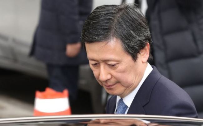 Former Vice Chairman of Lotte Holdings Shin Dong-joo (Yonhap)