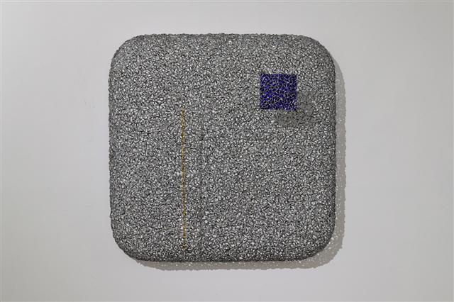 김병진, Double Layers, 2018, 스틸, 126×126×18cm.  [제공=금산갤러리]