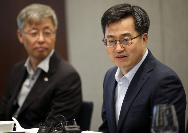 (Yonhap)