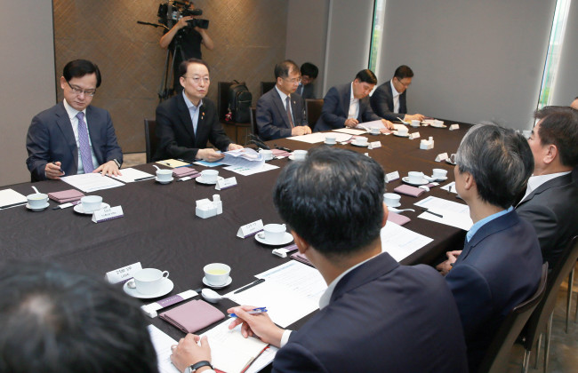 (Yonhap)