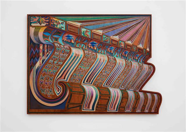 자크 해리스, Zodiac Scroll, 2018, Carved wood, water-based paint, ink. 88.9×119.4cm  [제공=페로탕서울]