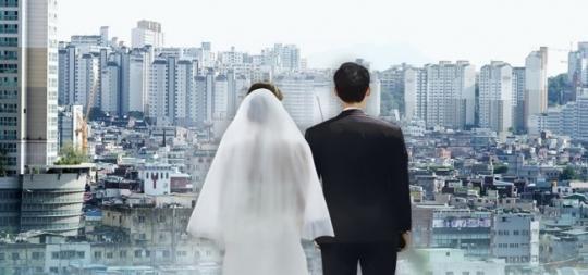 정부가 ‘신혼희망타운’ 당첨을 위해 이혼과 재혼을 반복하는 가짜 신혼부부에 대한 대비책을 마련해야 하는 것 아니냐는 지적이 나오고 있다.  [연합뉴스]