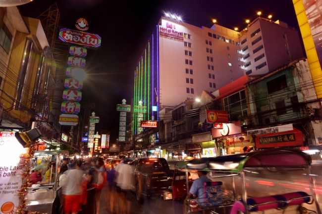 Chinatown in Bangkok, Thailand (Tripbtoz)