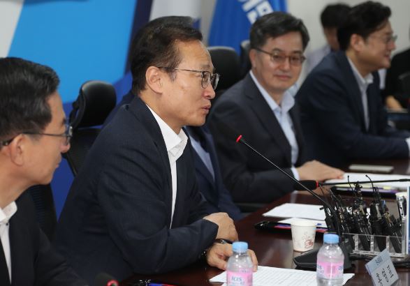 (Yonhap)