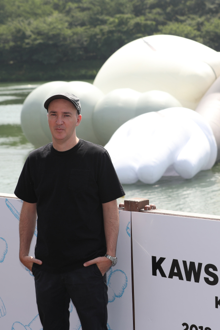 팝 아티스트 KAWS[사진=연합뉴스]